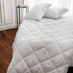 Couette hiver 400 g/m² , blanche Stopflam 100% polyester